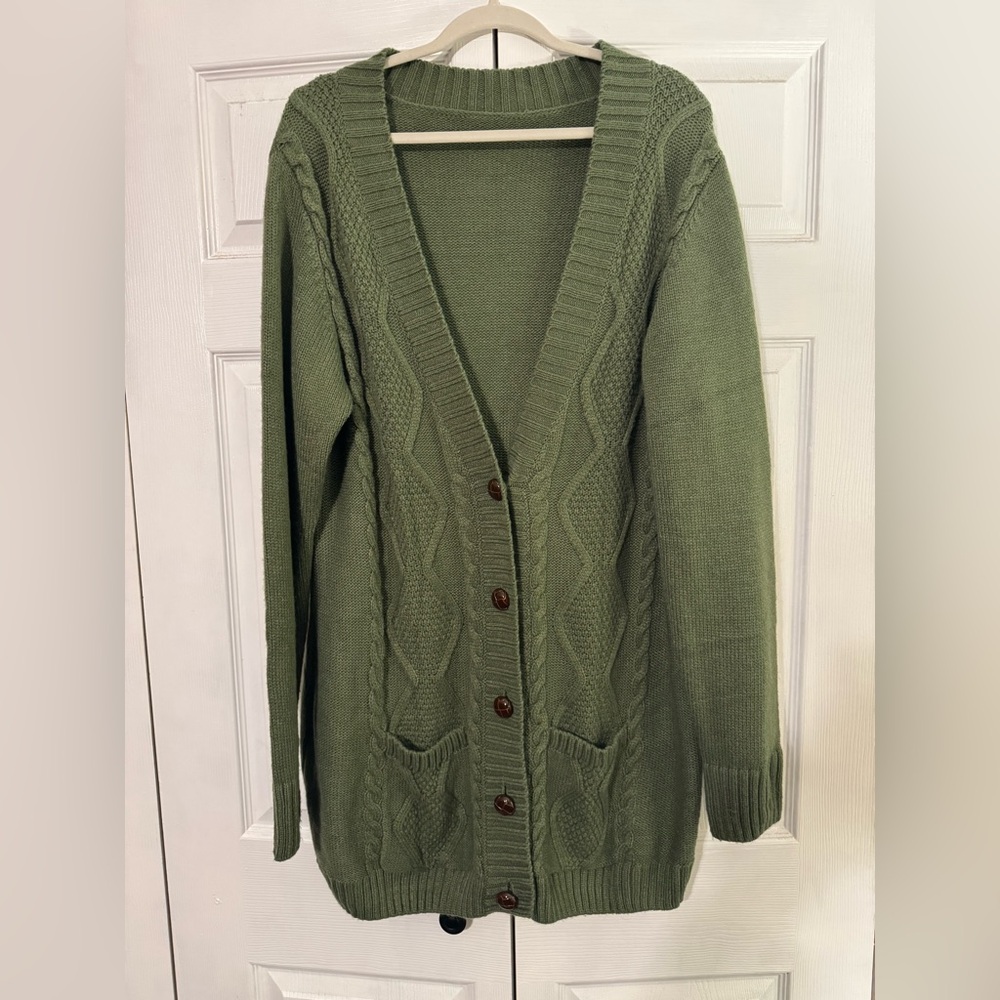Cardigan sweater